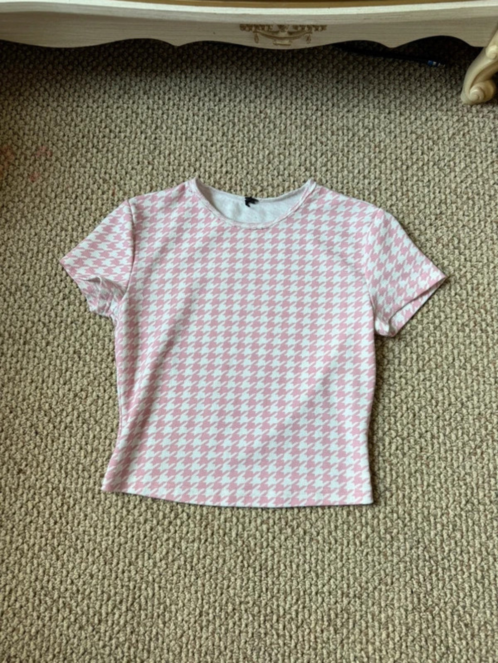 girls Pink and white houndstooth crop top
